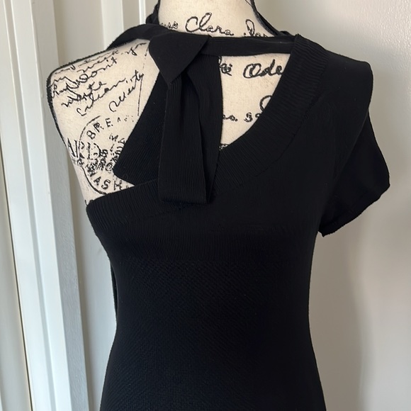Authentic CHANEL LBD One Shoulder - Picture 2 of 8